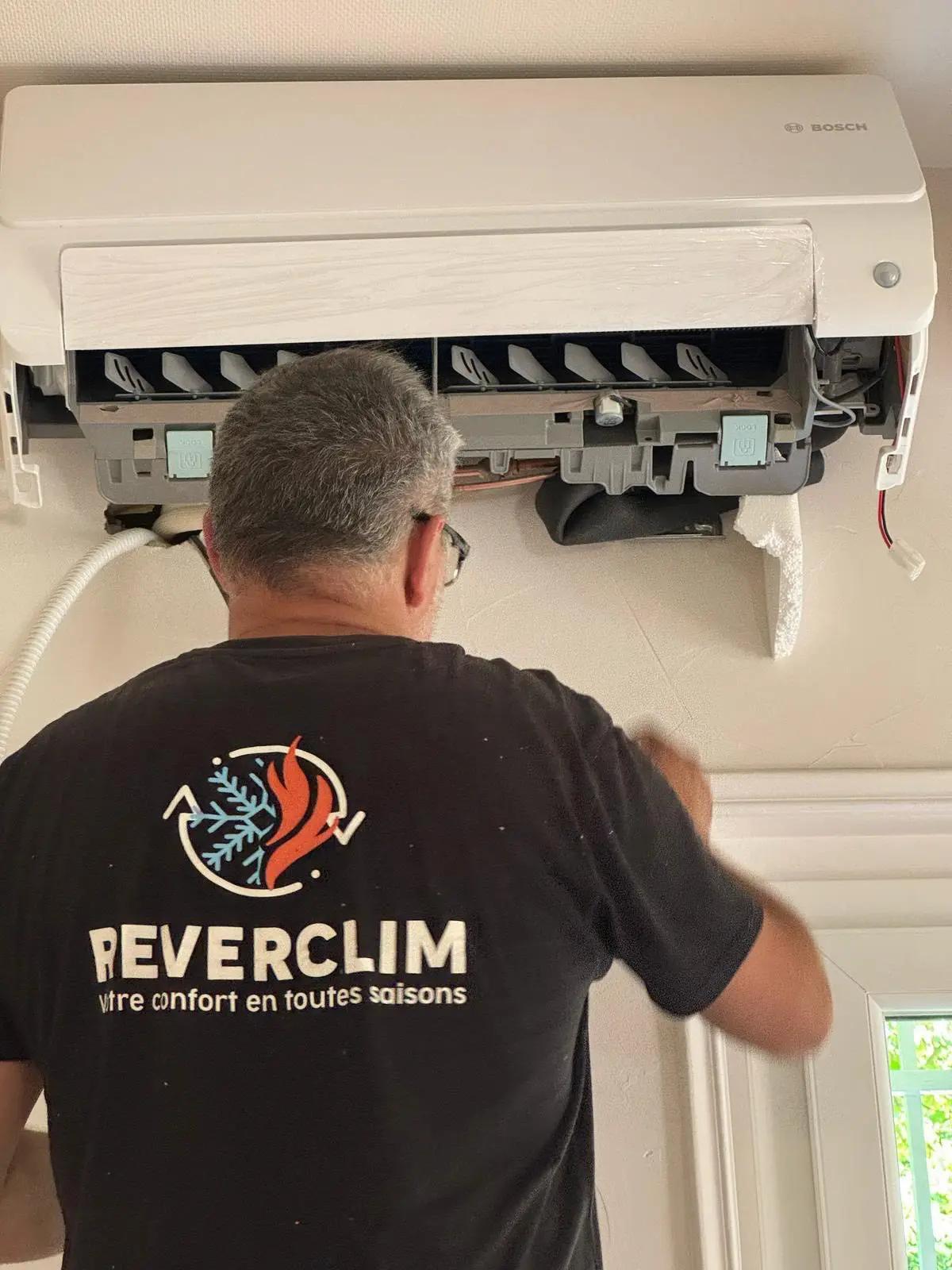 Technicien Reverclim — Intervention climatisation Loire